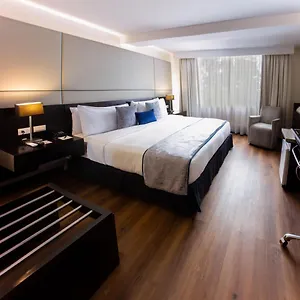 ***** Hotel Oro Ecuador